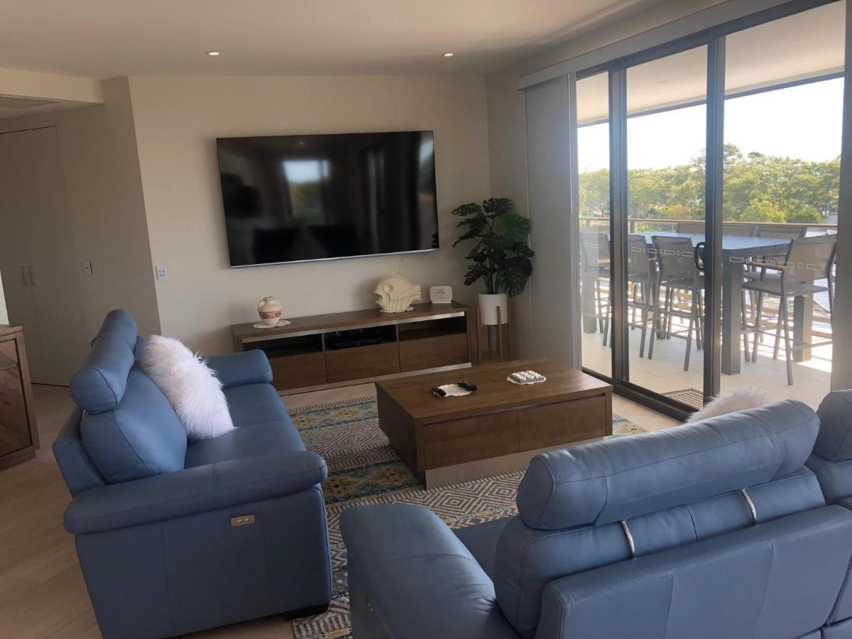 الشقق الفندقية خليج هيرفيفي  أليجرا هيرفي باي المظهر الخارجي الصورة Living room at the Ritz-Carlton, South Beach