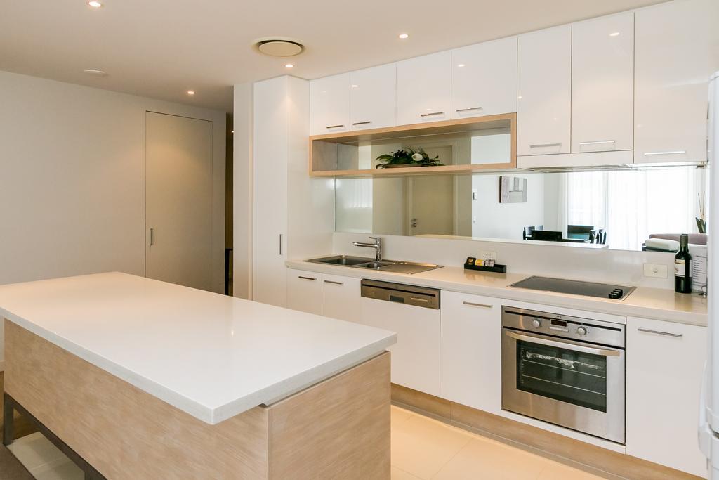 الشقق الفندقية خليج هيرفيفي  أليجرا هيرفي باي المظهر الخارجي الصورة A modern Australian kitchen